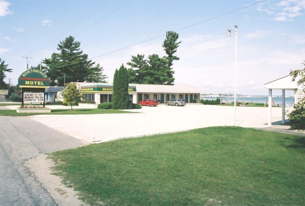 Northwinds Motel 33/41