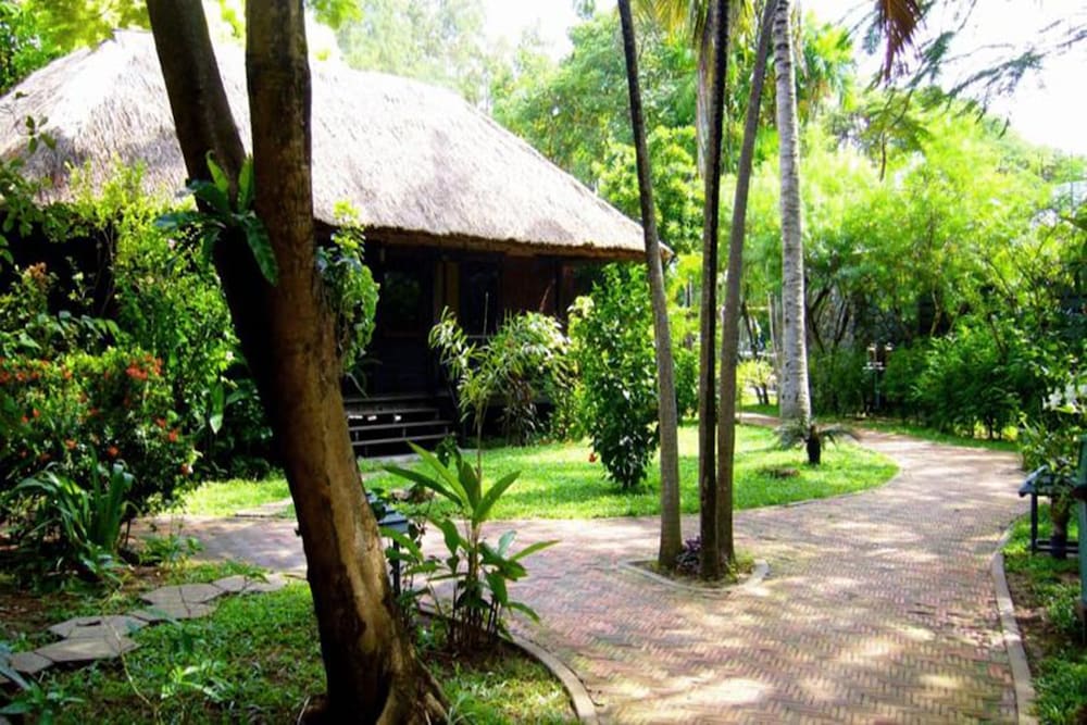Bann Pae Cabana Hotel And Resort 51/61