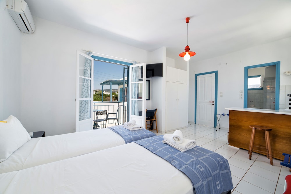 Fivos Apartments 10/50