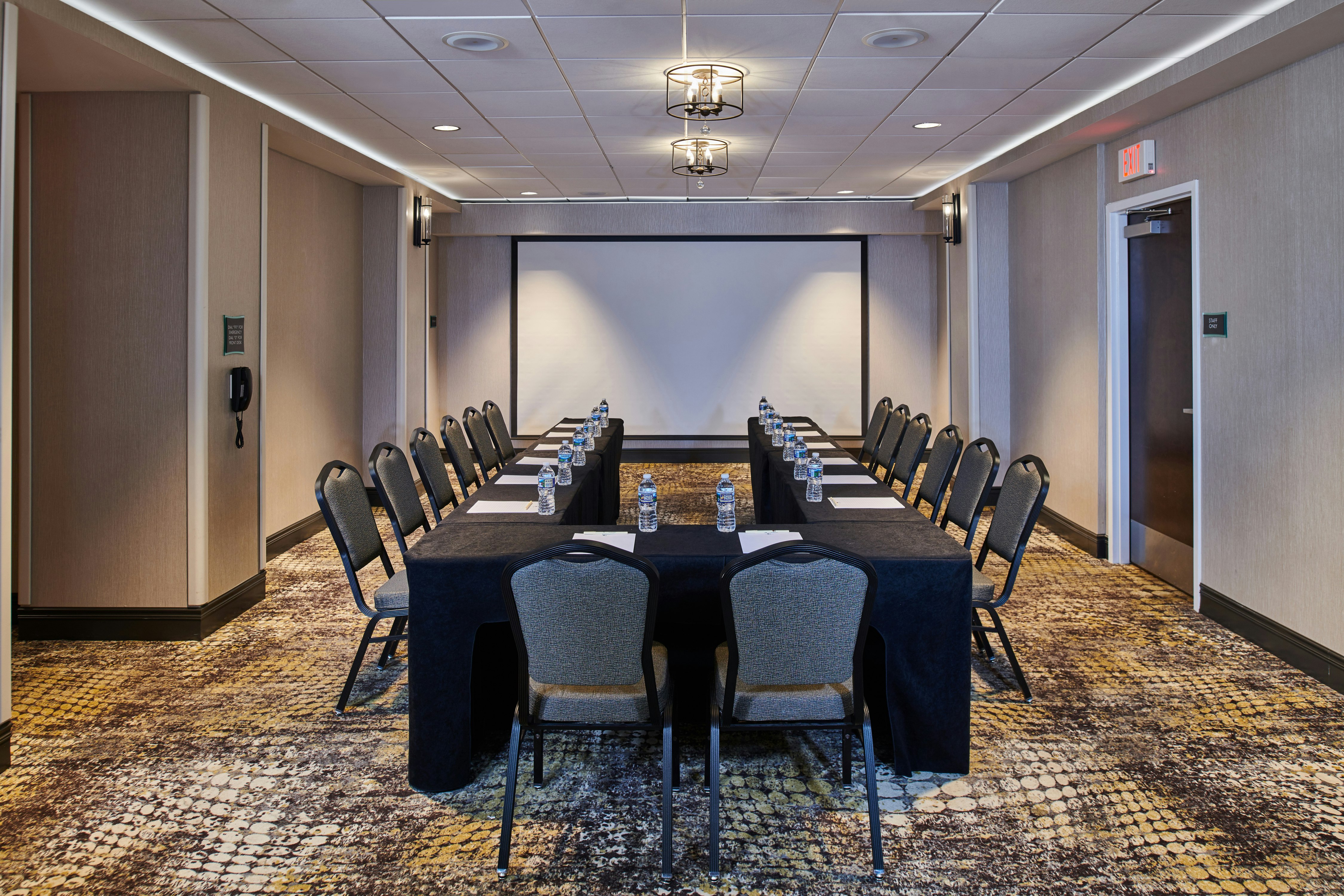 Doubletree By Hilton Raleigh Crabtree Valley 43/48