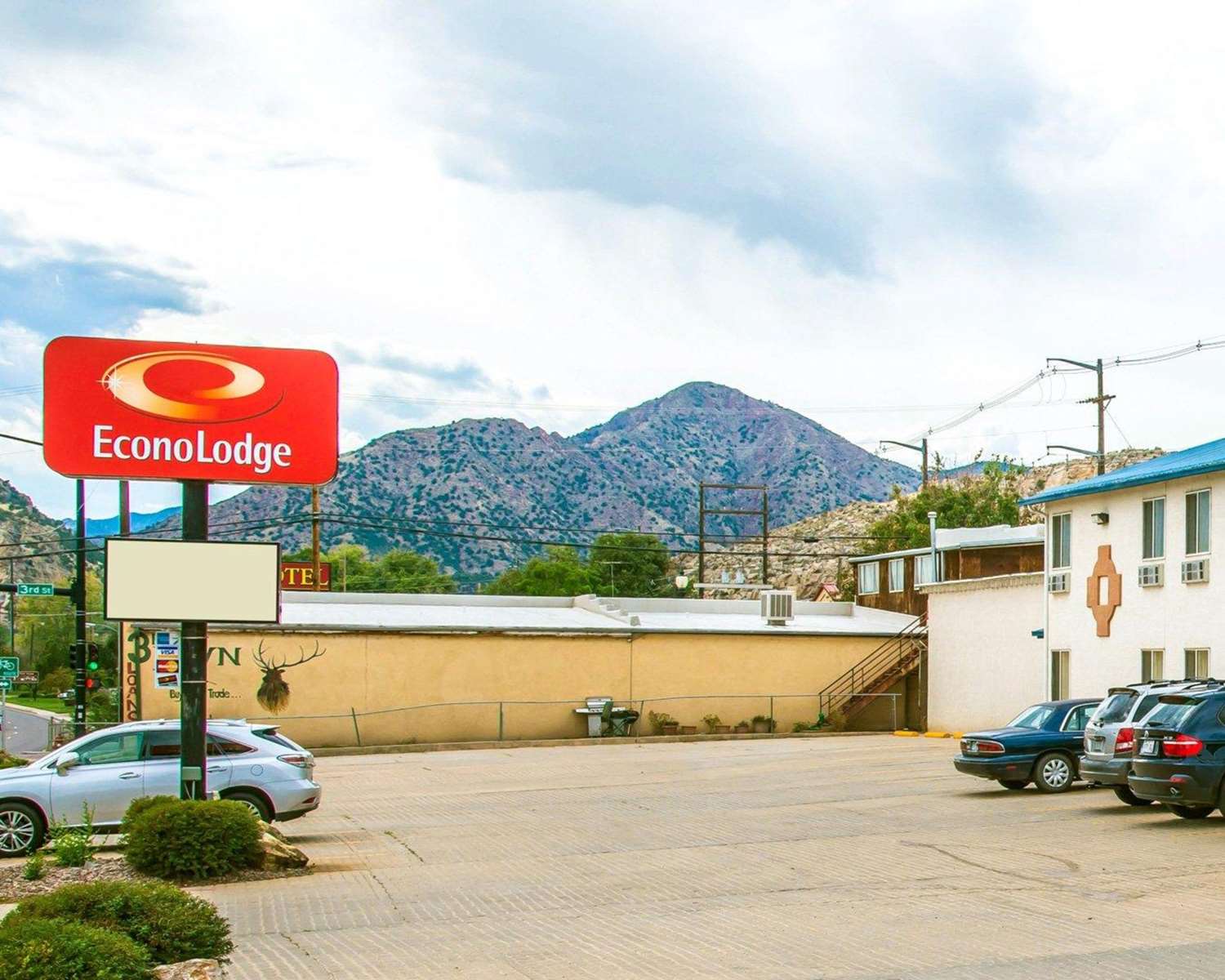 Days Inn by Wyndham Canon City 26/28