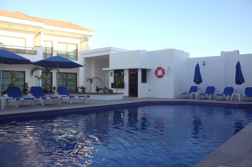 Marena Suites and Apartments 8/52