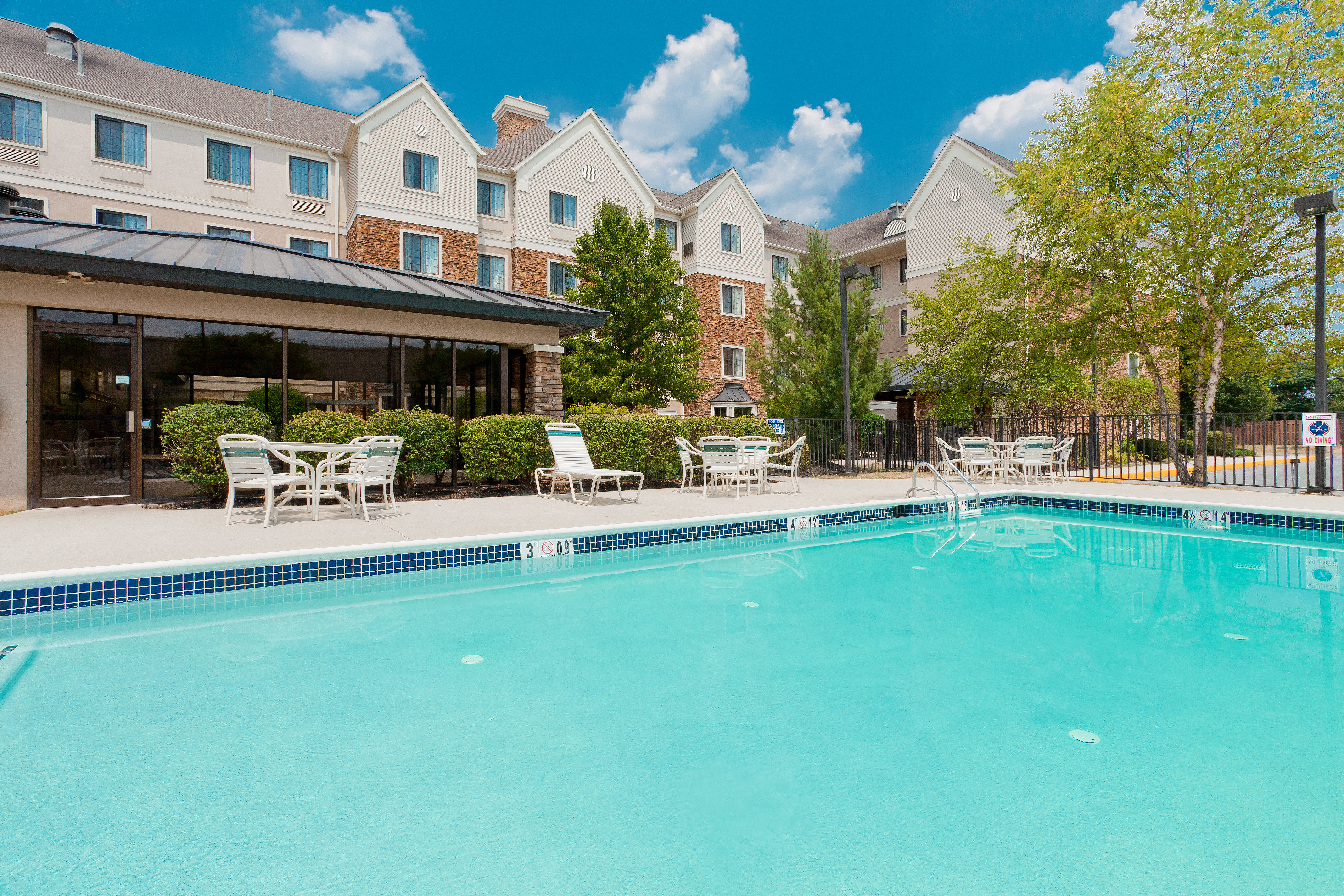 Staybridge Allentown Bethlehem Airport Suites 67/69