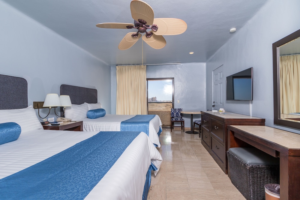 Penasco Del Sol Hotel Ex Conference Center 13/70