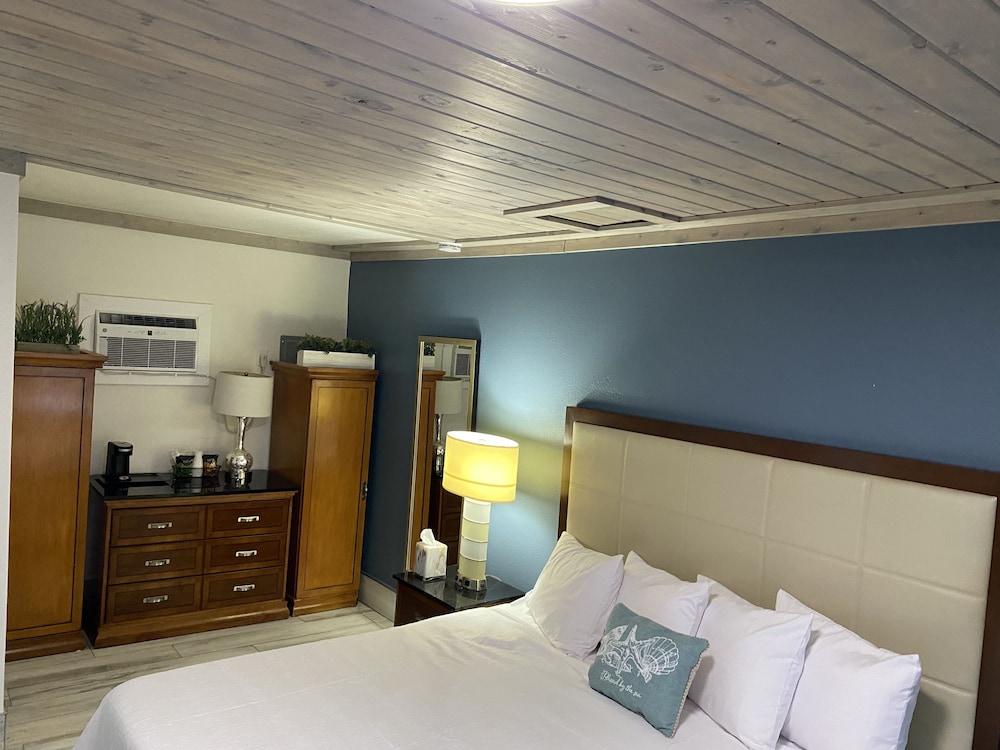 Gulf Coast Inn 17/50