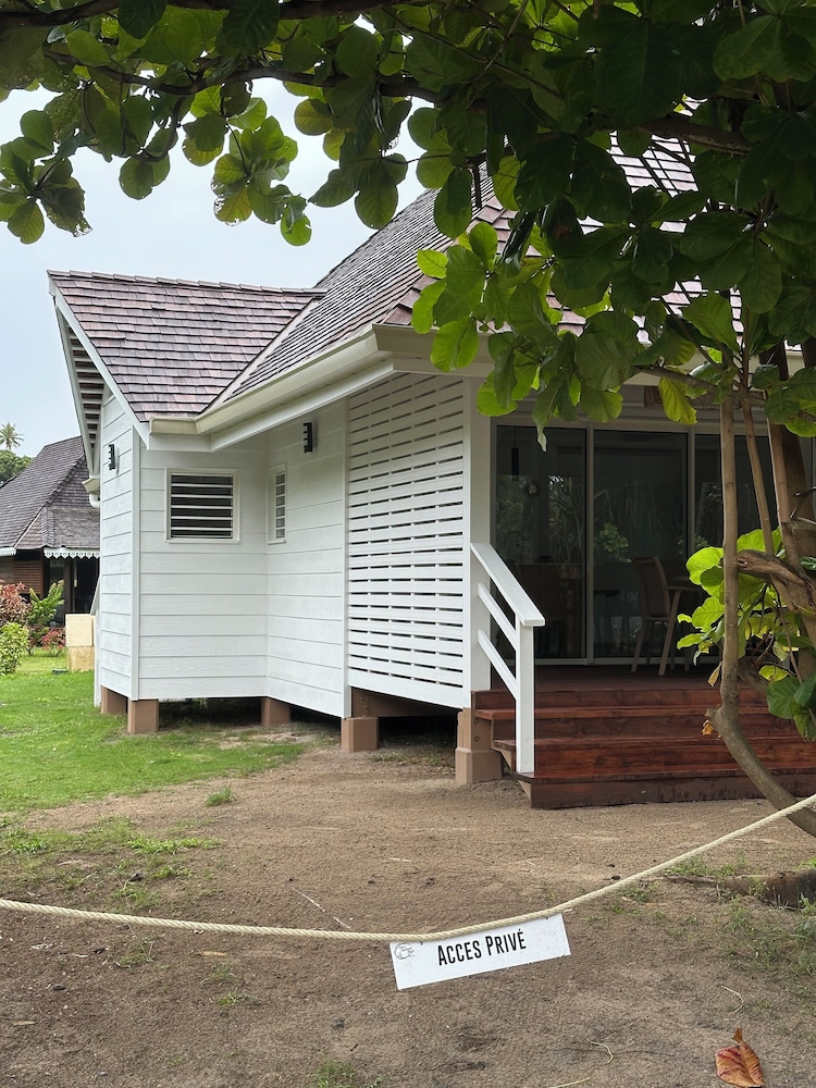 Moorea Sunset Beach 44/50