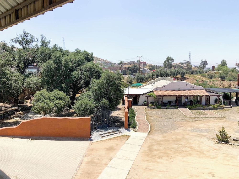 Hacienda Santana 8/50