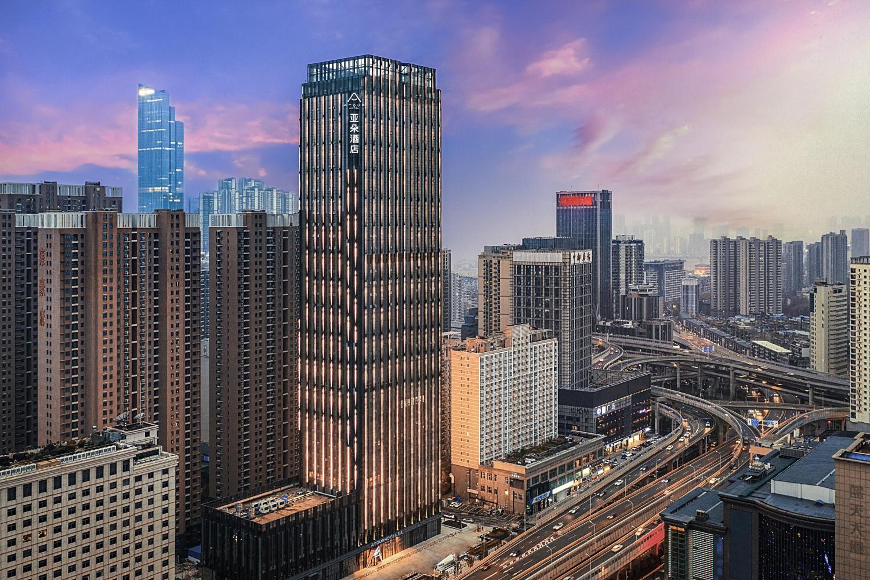 Atour Hotel Wuhan International Plaza Jiefang Avenue Tongji Medical College 37/38