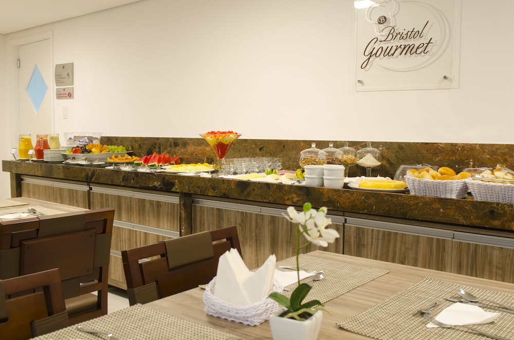 Profissionalle Hotel Sao Luis 33/39