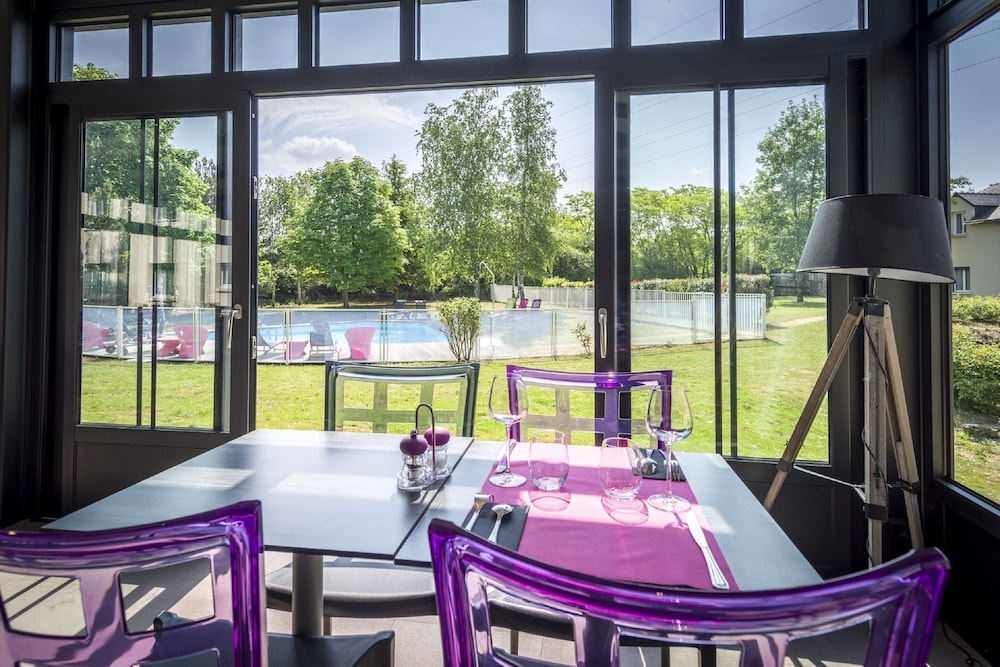Hotel the Originals Saumur Ouest La Saulaie 52/63