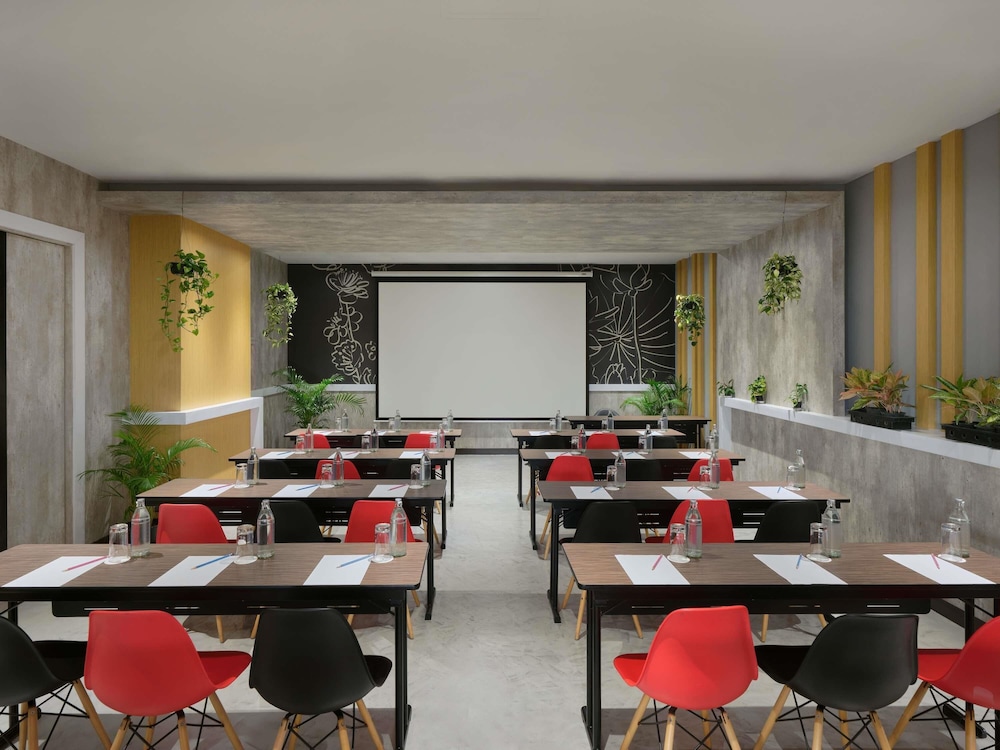 Ibis Bangkok Impact 65/75