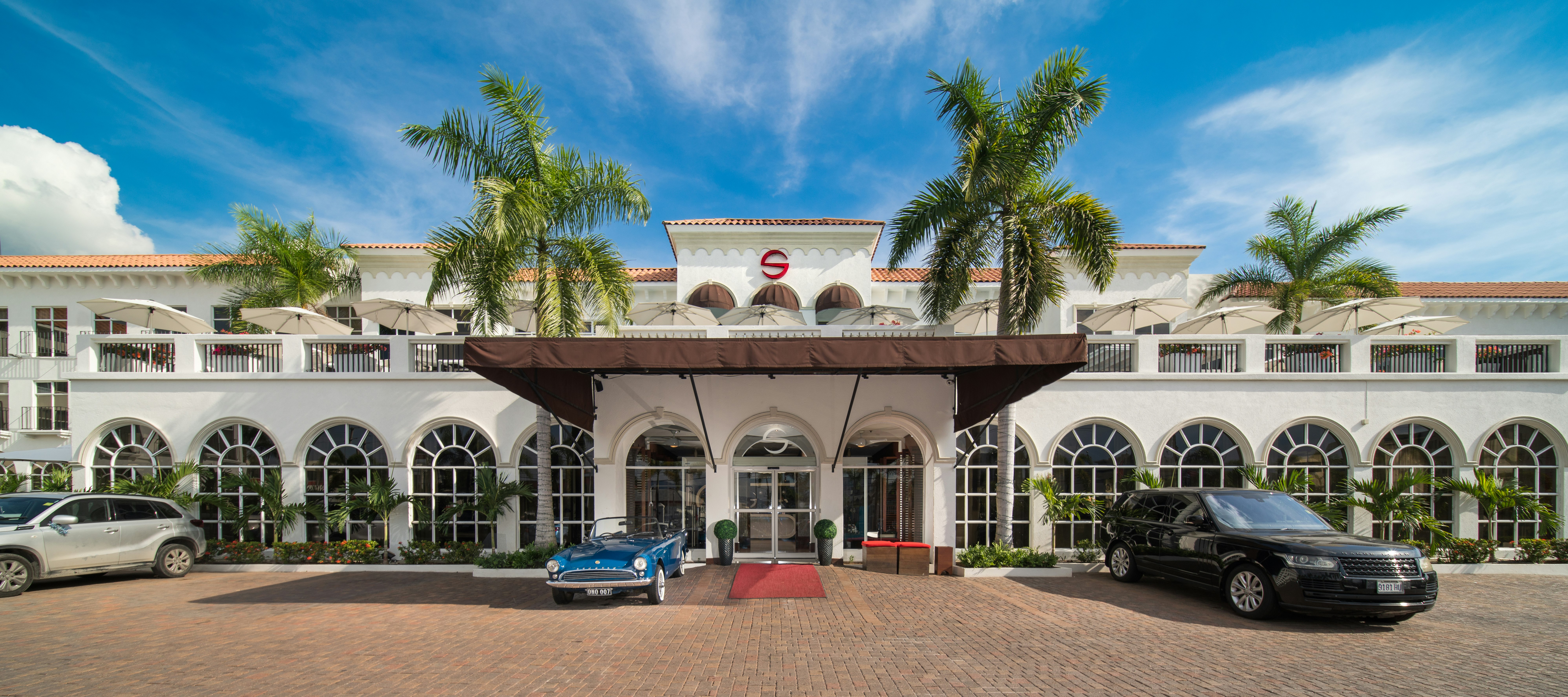Spanish Court Hotel 26/50
