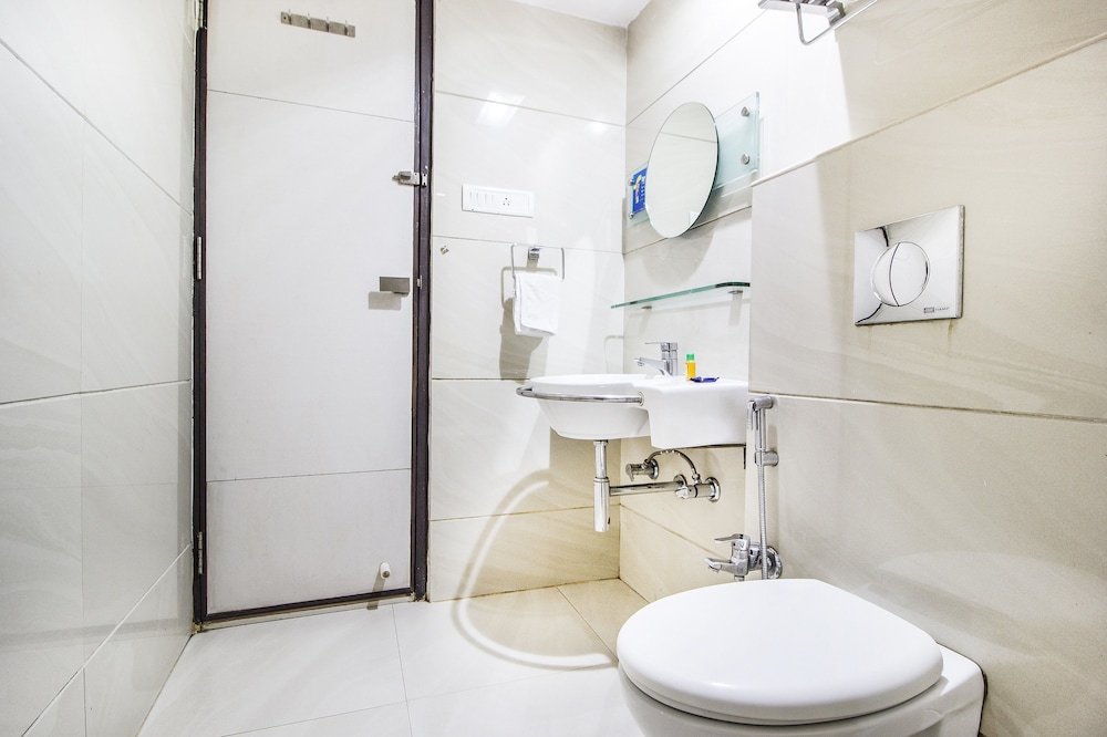 AMRIT RESIDENCY 30/31