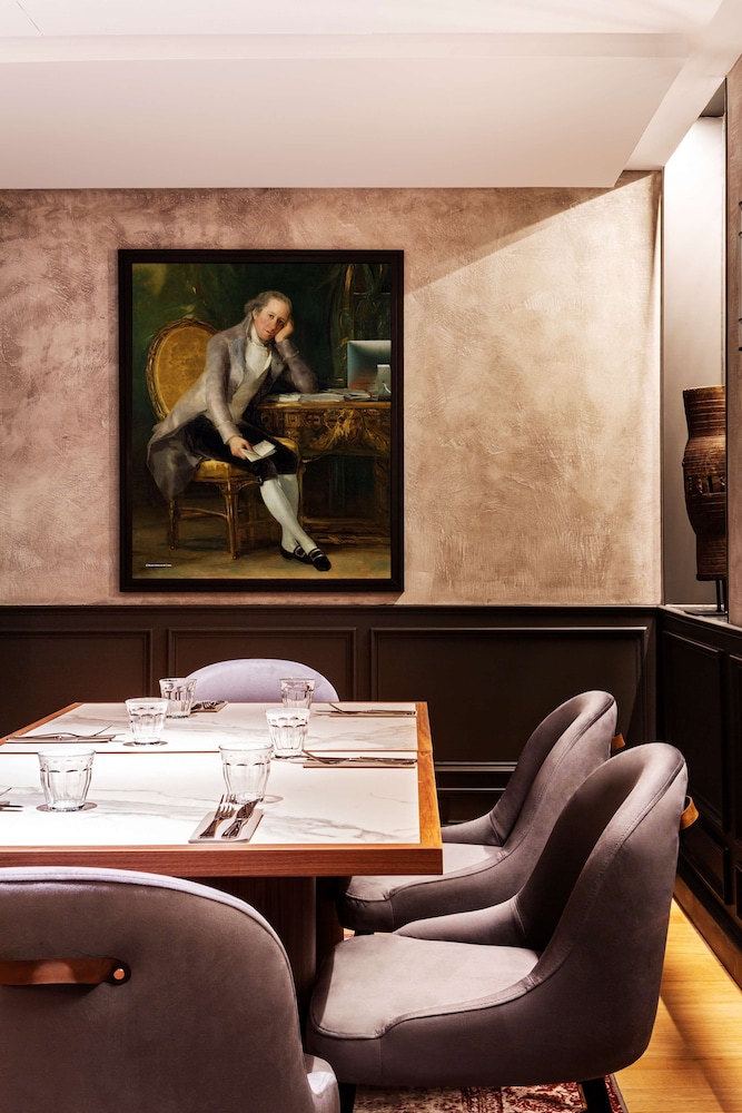 RADISSON BLU MADRID PRADO 66/74