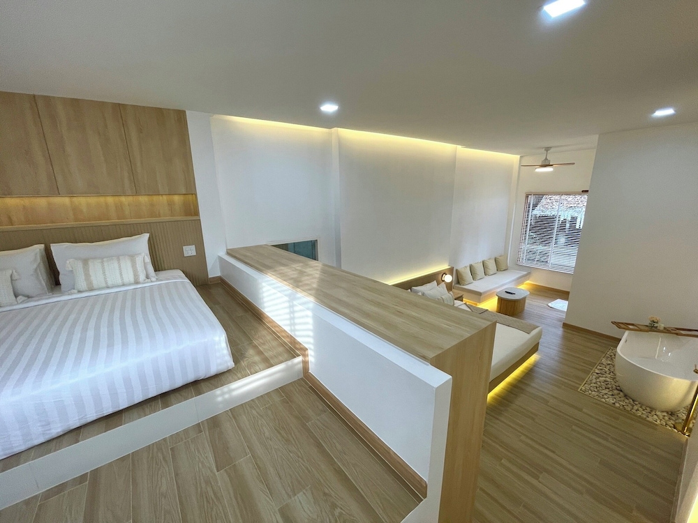 Family, House, 2 King Beds