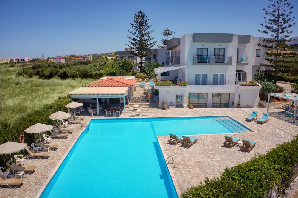 Oasis Beach Hotel - Adult Only 44/50