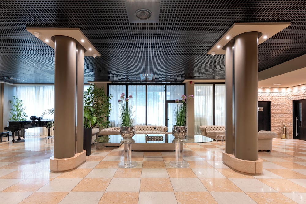 Hotel Palace Verona 43/70