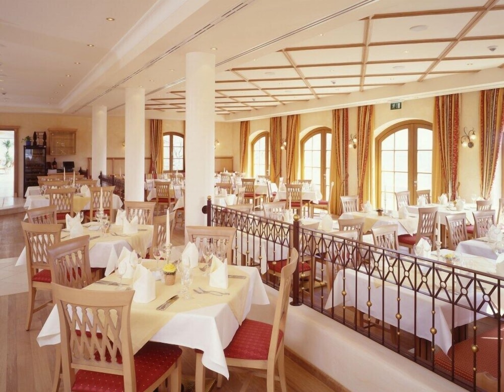 Hotel Und Landgasthof Altwirt 29/43