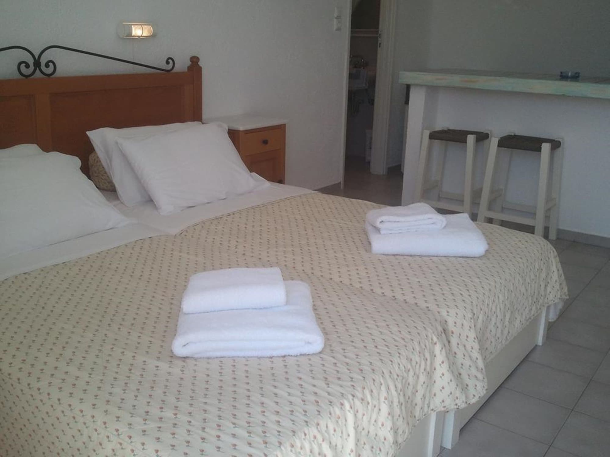 STANDARD, TWIN BEDS