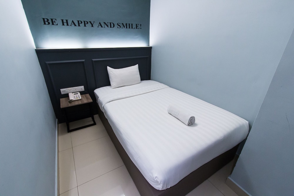Hotel 99 - Bandar Puteri Puchong 41/56