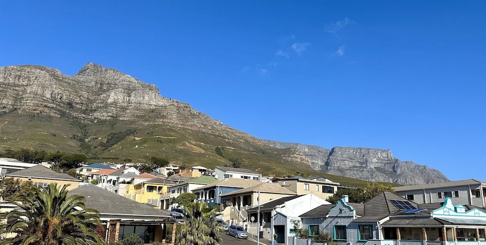 Garden Court Nelson Mandela Boulevard 42/51