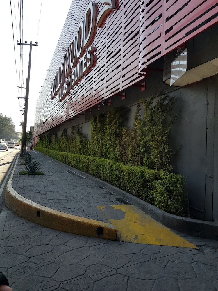 Hotel Hollywood 34/38