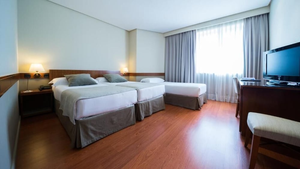 STANDARD, TRIPLE, 3 BEDS