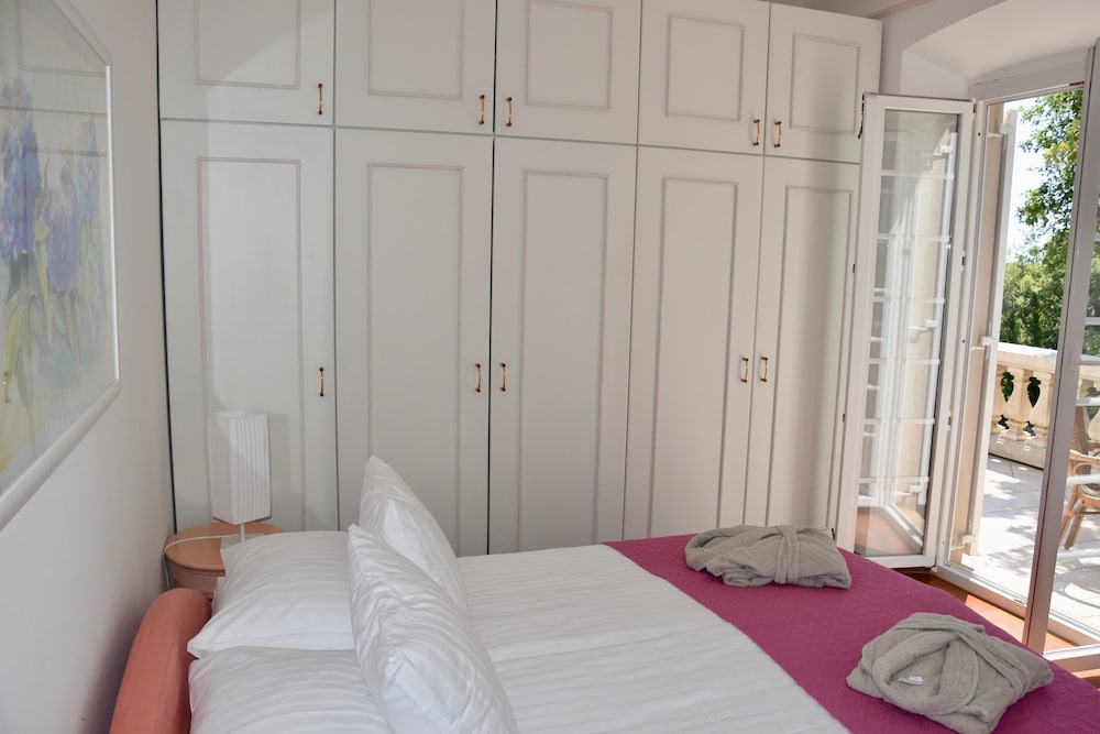 Villa Tereza 17/61