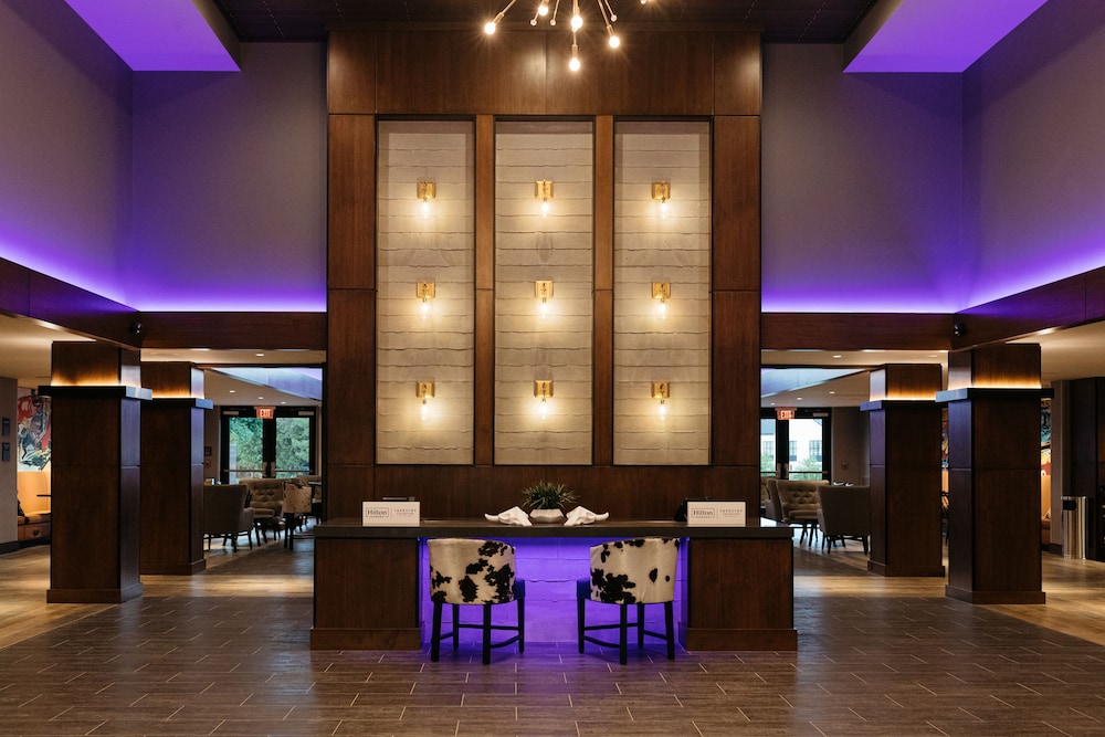 Revel Hotel Des Moines Urbandale, Tapestry Collection by Hilton 3/63