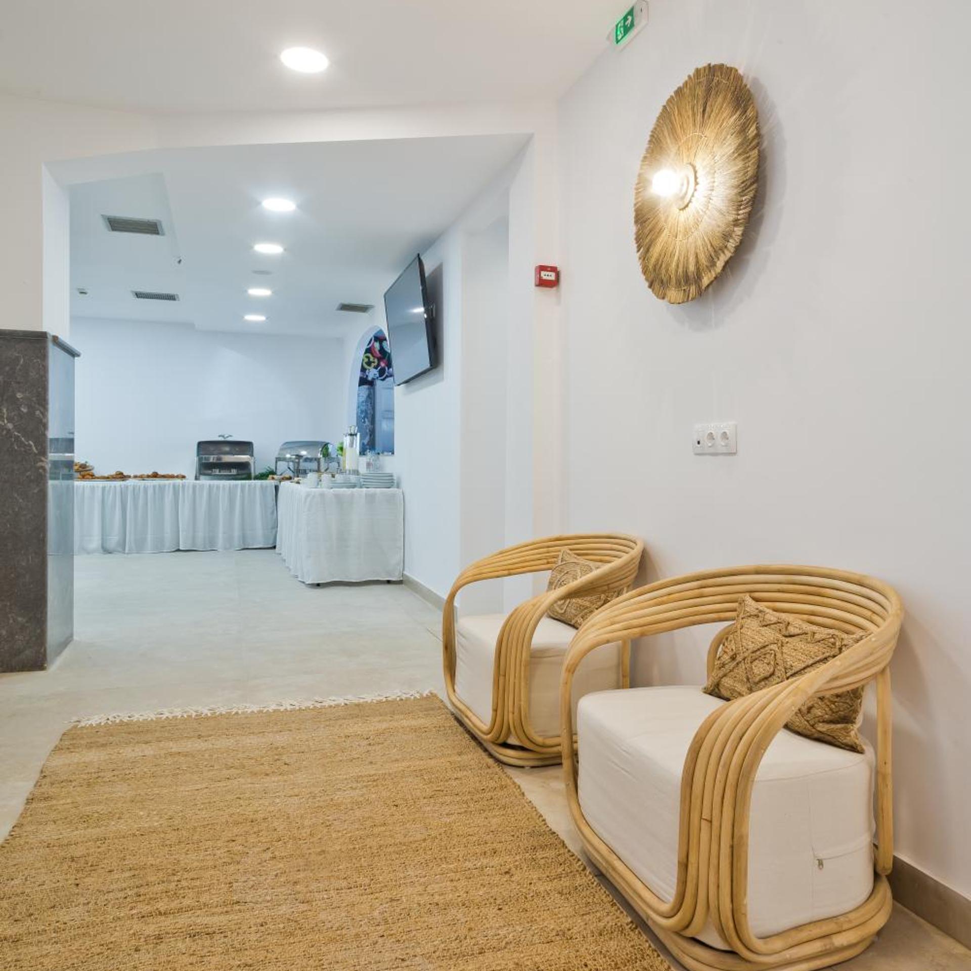Diana Art Boutique Hotel 36/55