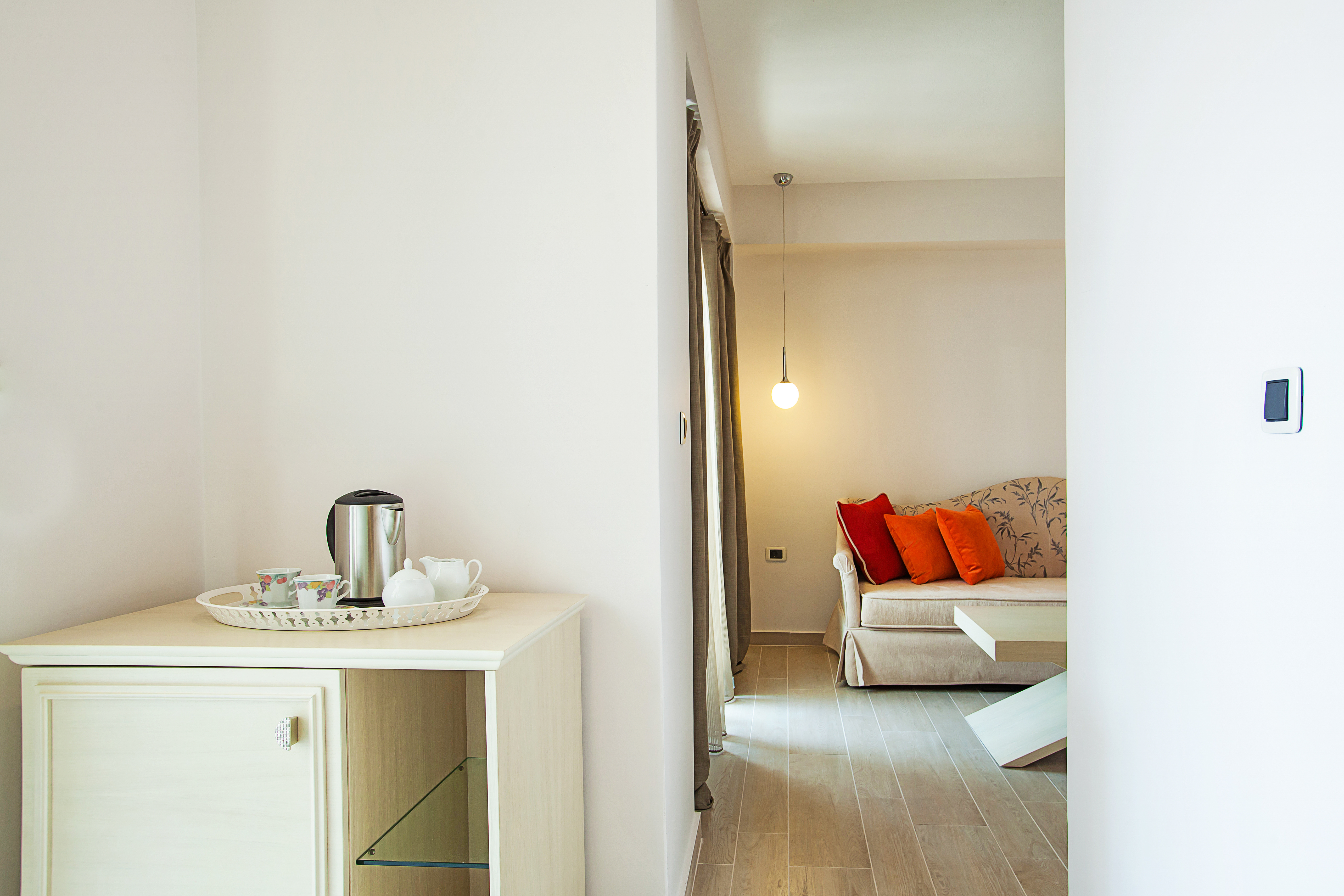 1 BEDROOM, CLASSIC, SUITE