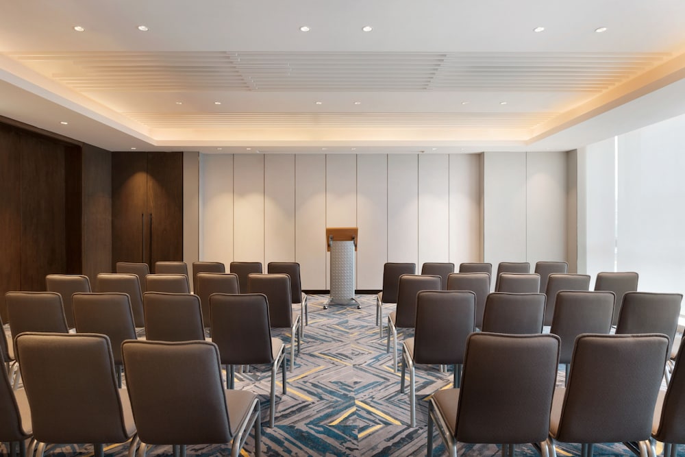 Hyatt Place Zhuhai Jinshi 34/43