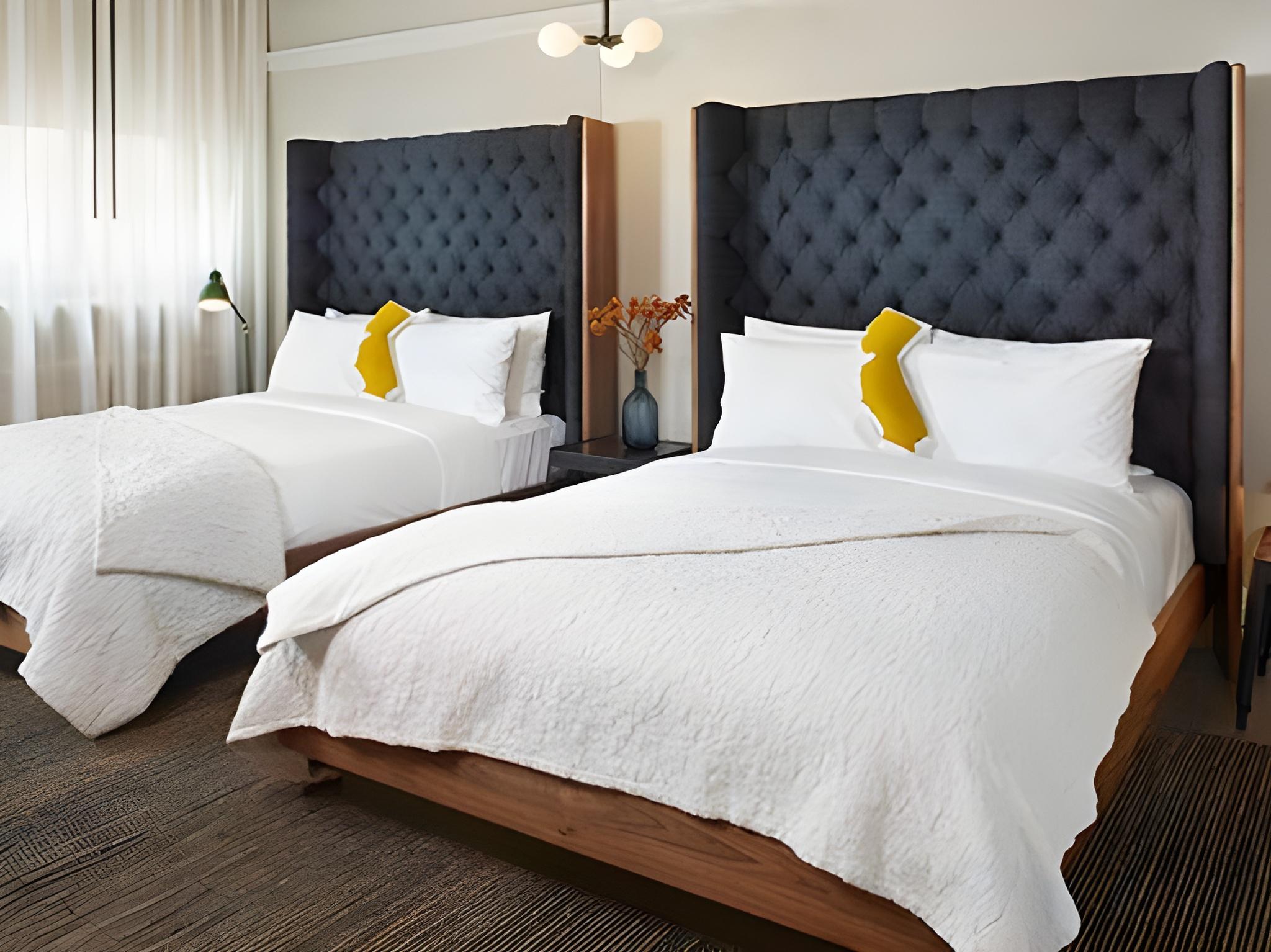 Lower, 2 Double Beds