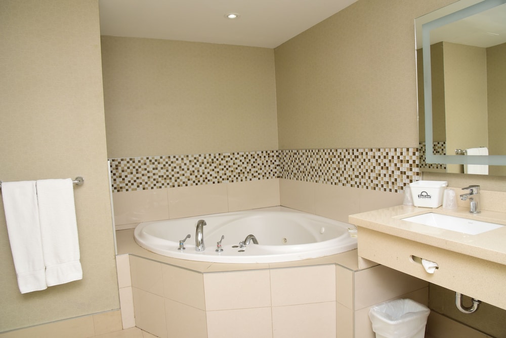 Days Inn by Wyndham Ottawa 15/31