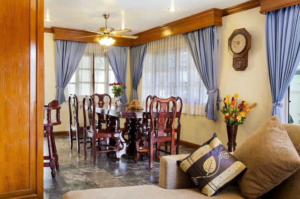 ROYAL PRINCE RESIDENCE 29/50