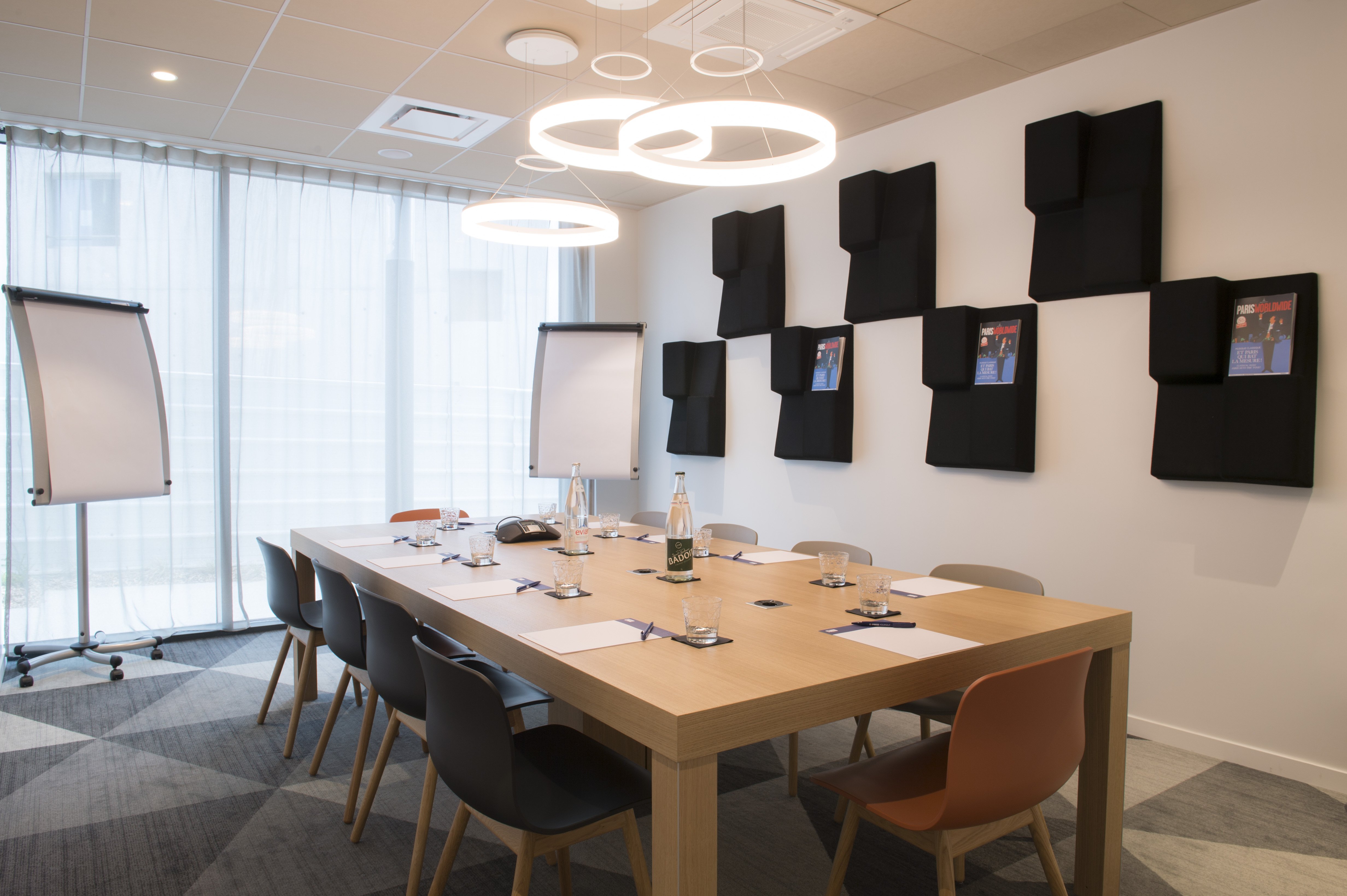 HOLIDAY INN EXPRESS PARIS - CDG AIRPORT 66/70
