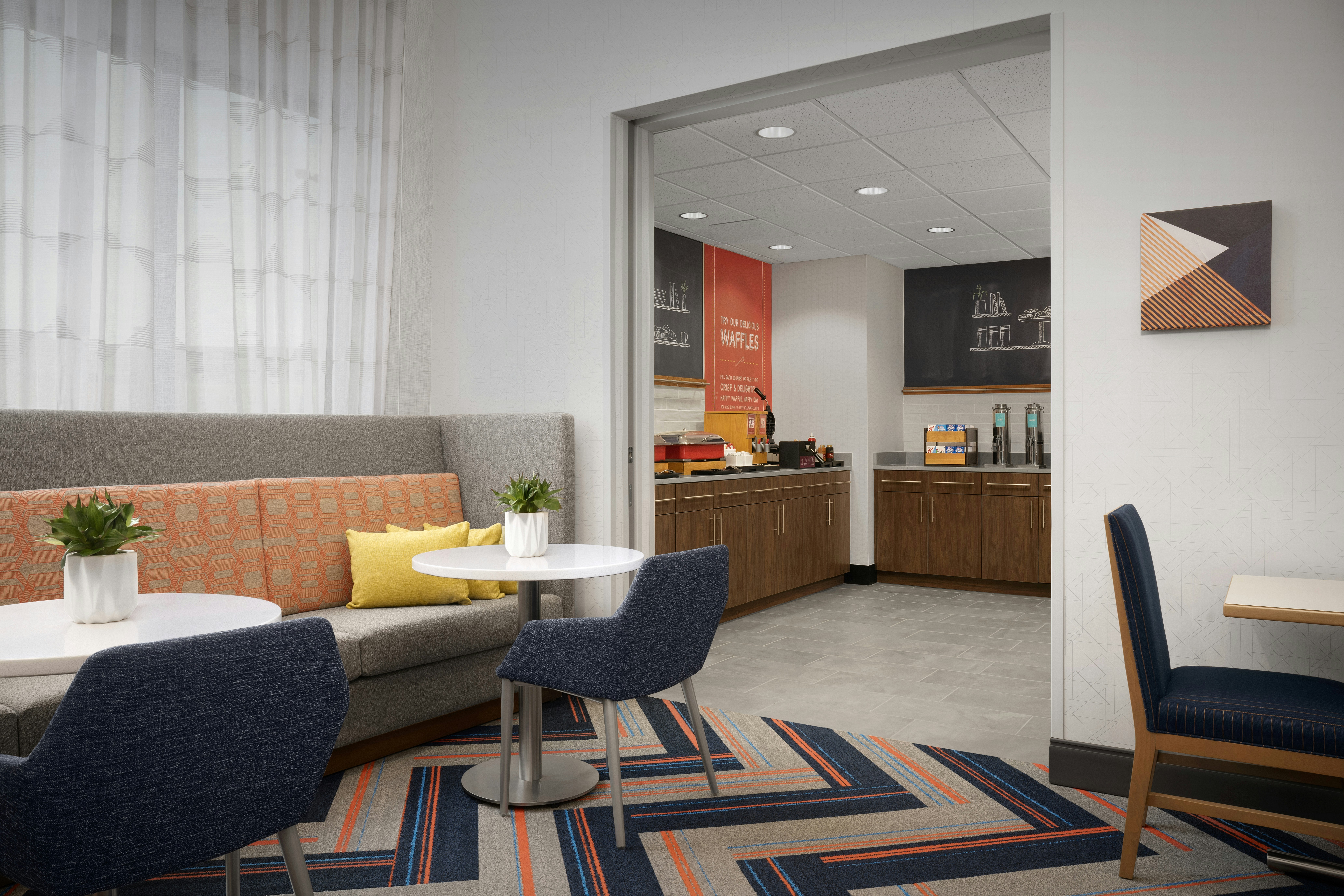 Hampton Inn & Suites Williston 10/18