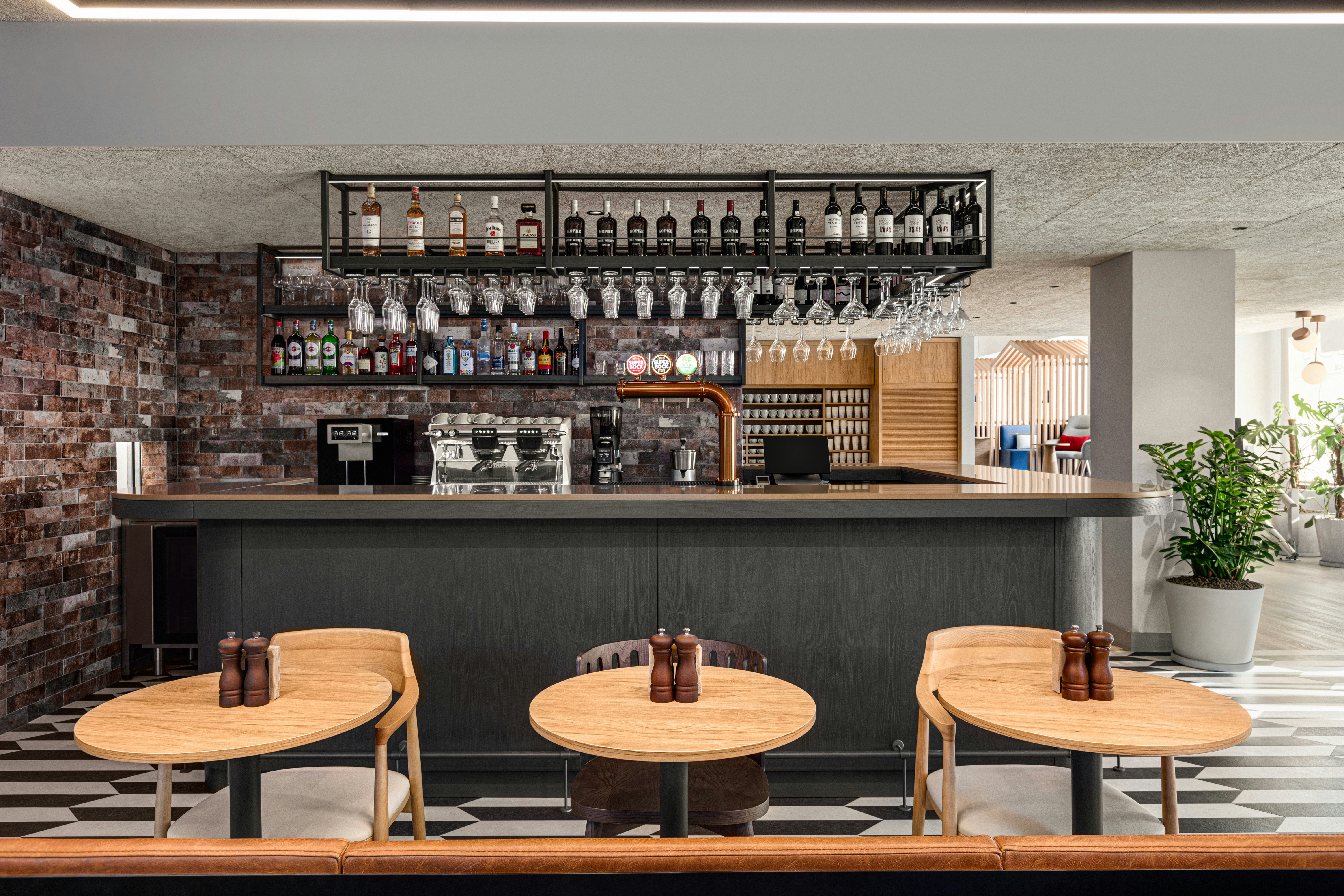 Holiday Inn Express Porto - Boavista 49/56