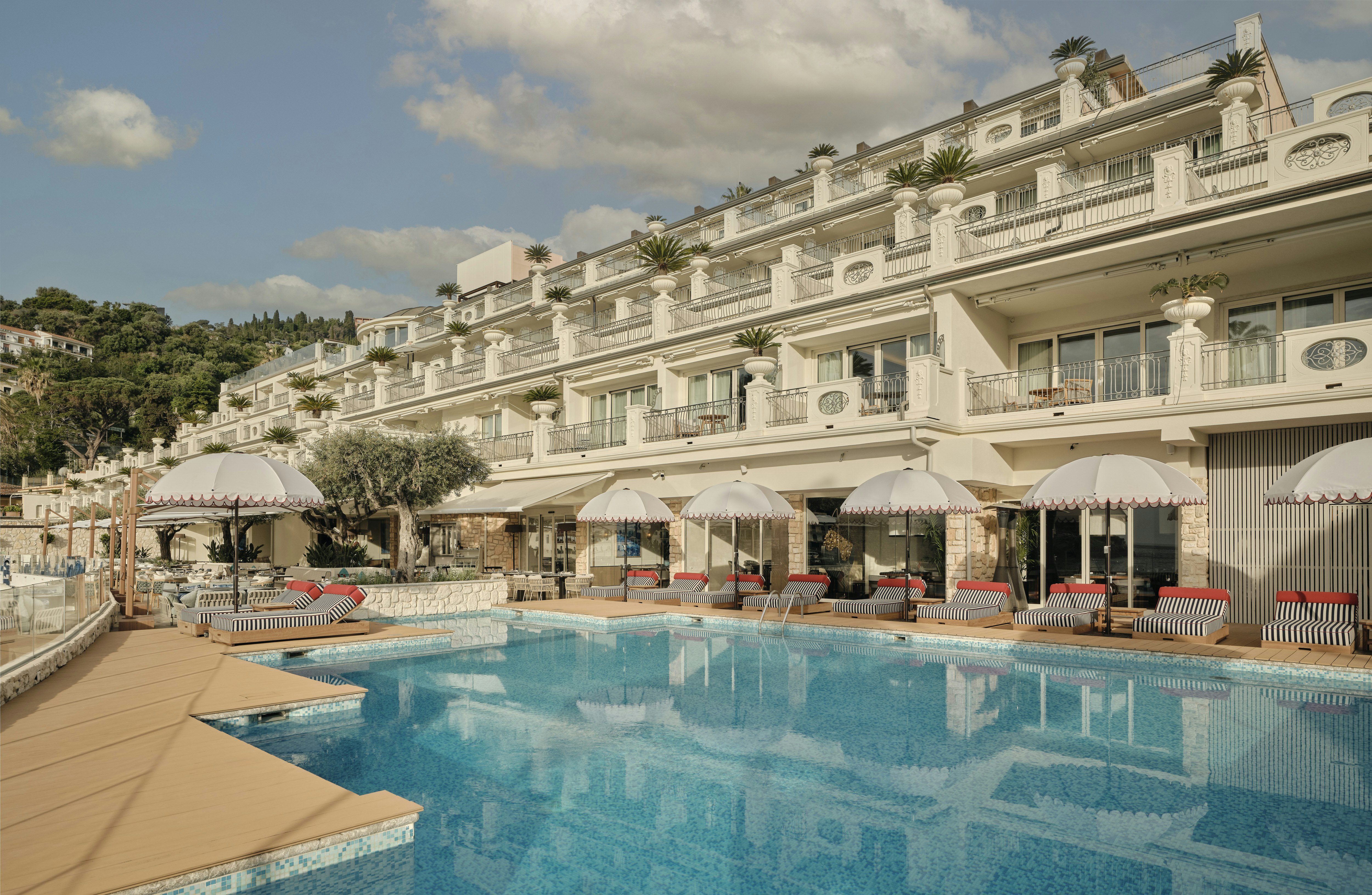 Mazzaro Sea Palace – VRetreats in TAORMINA