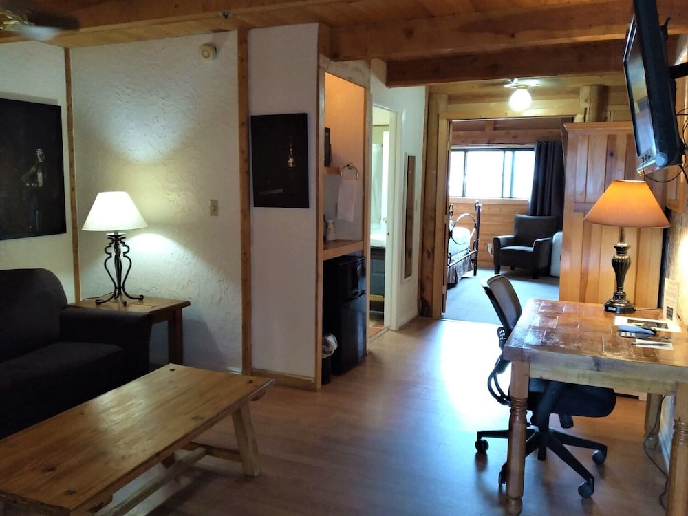 The Boulder Creek Lodge 53/64