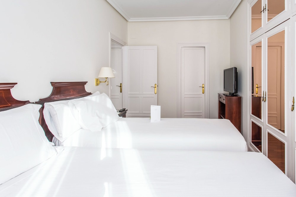 Superior, Apartment, Twin Beds