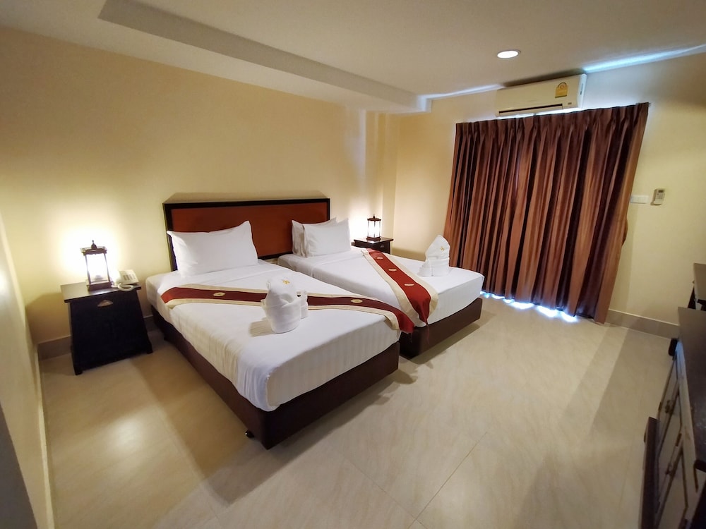 Rayong Lanna Hotel 14/56