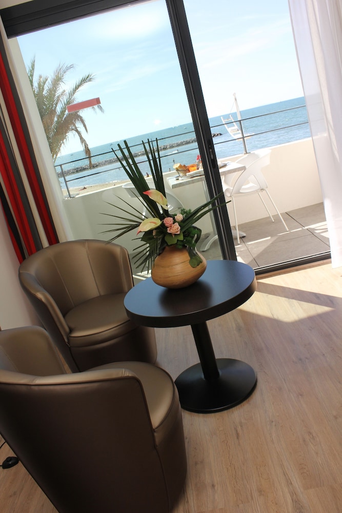 Splendid Hotel Camargue 24/41