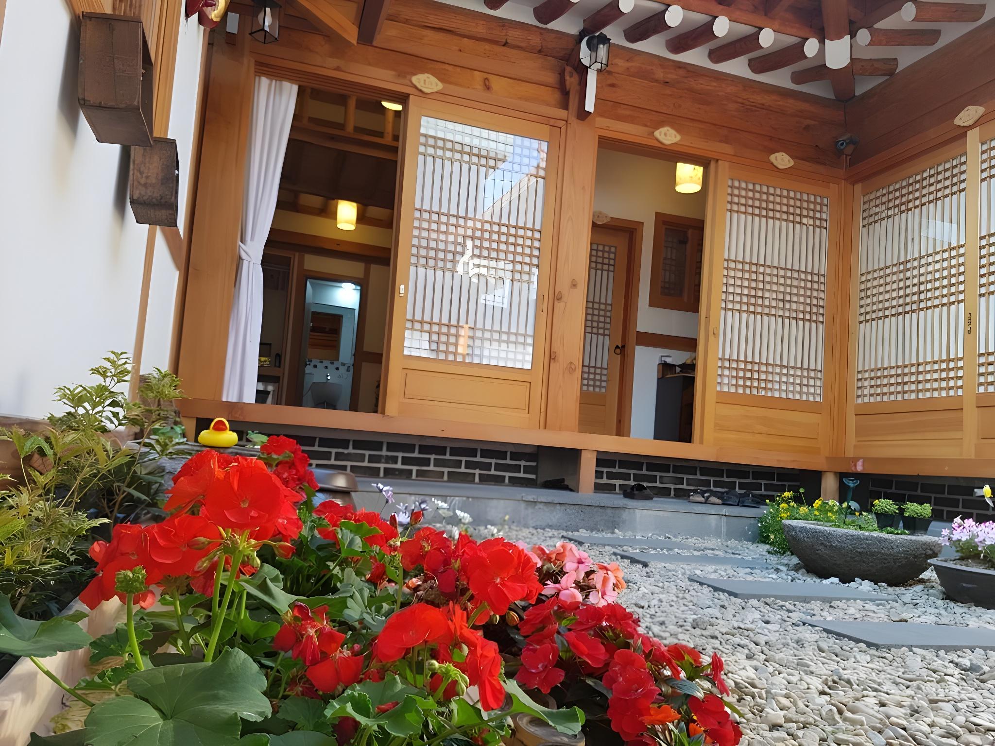 Jeonju Jeongga Hanok Pension 8/46