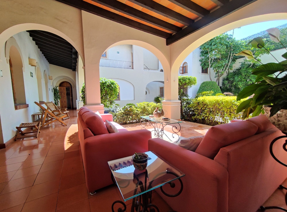 Hotel Boutique & Spa La Casa Azul 44/68