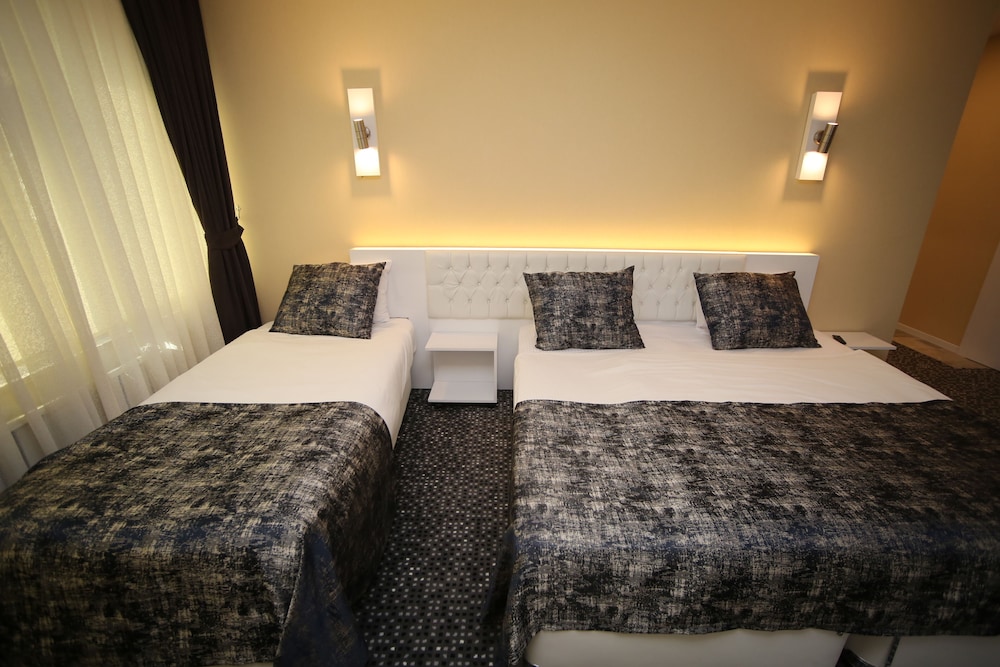 Grand Nora Hotel 17/49