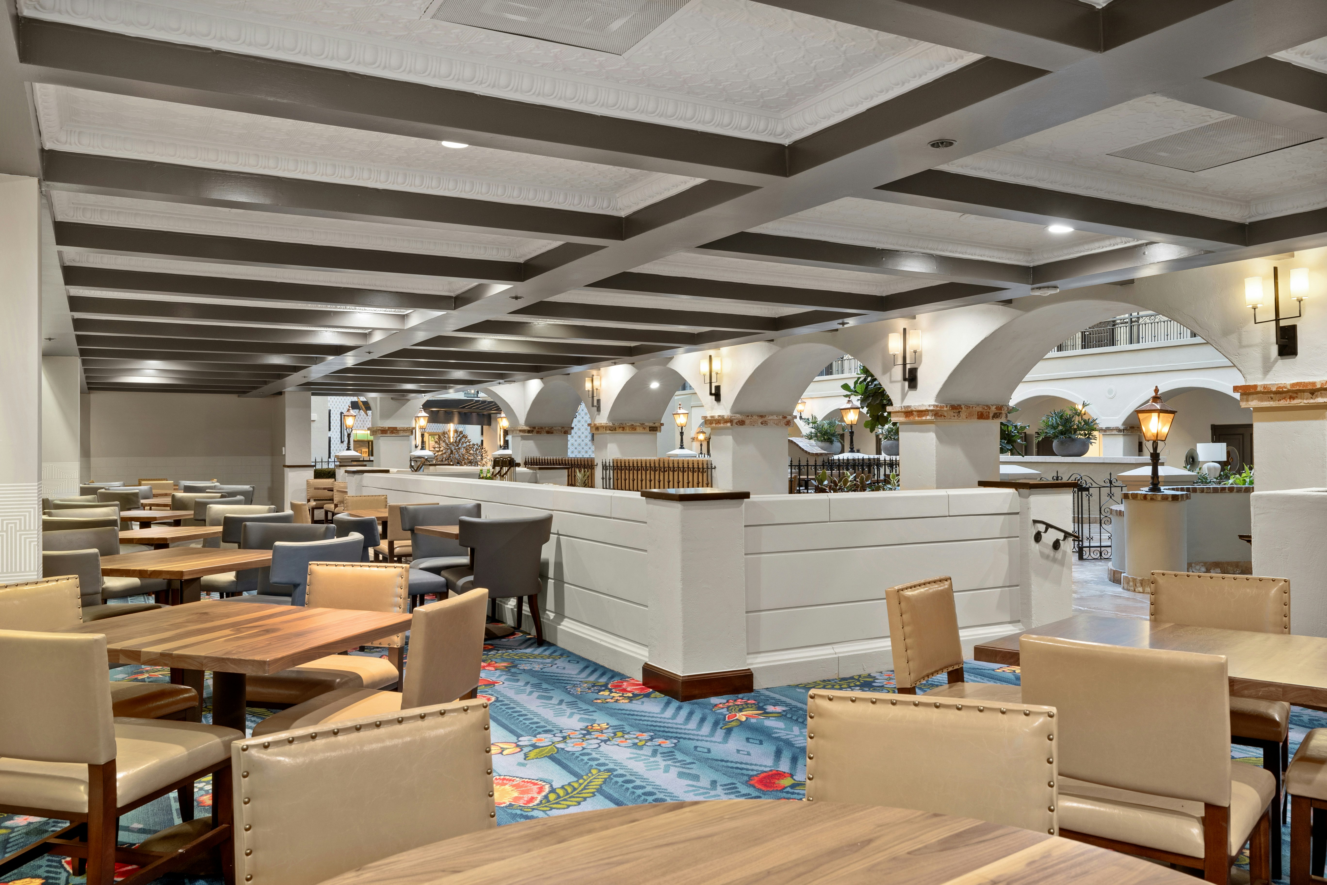 Embassy Suites by Hilton Los Angeles International Airport South 50/65