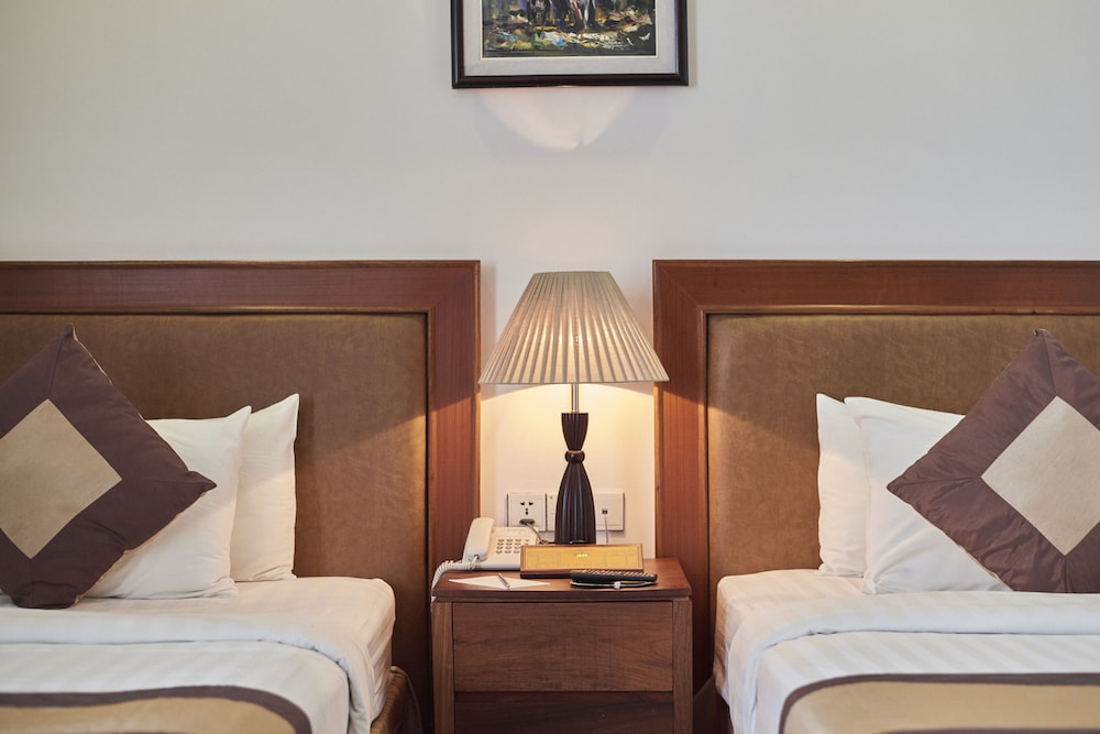 Phnom Penh Katari Hotel 16/73