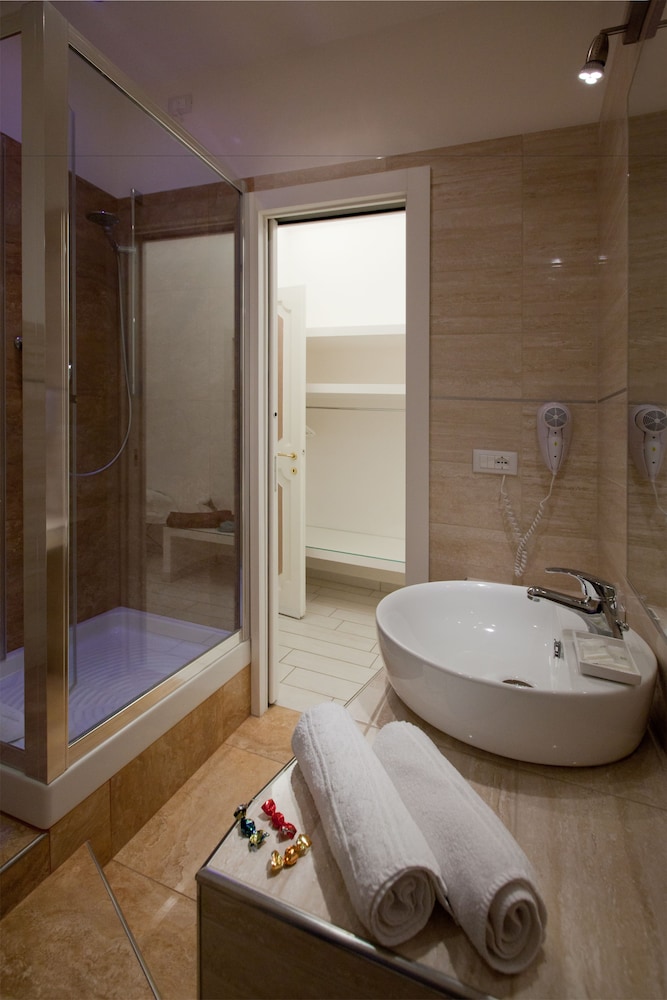 Town House Fontana Di Trevi 22/53