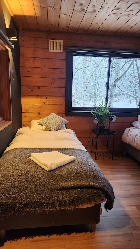 Hooting Owl Lodge 14/43
